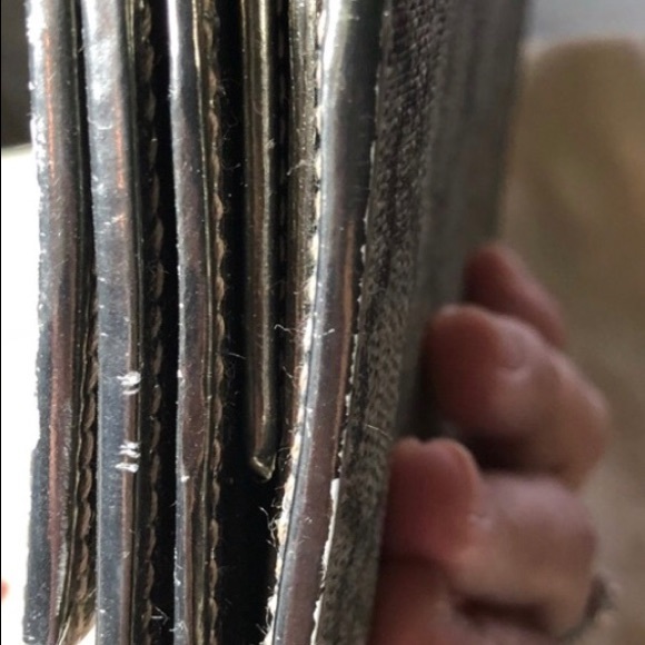 Authentic Rare Gucci Wallet - Picture 8 of 8